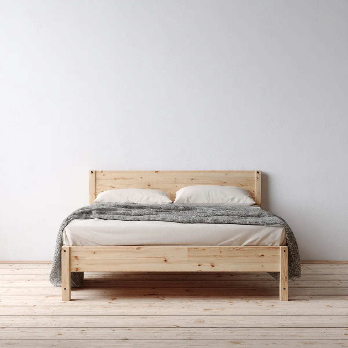 Letto matrimoniale in legno massello di pino naturale 160 x 200 cm rettangolare